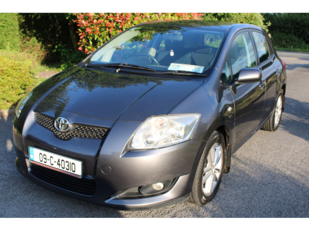2009 Toyota Auris D-4D TR 5DR 1.4 €5,495