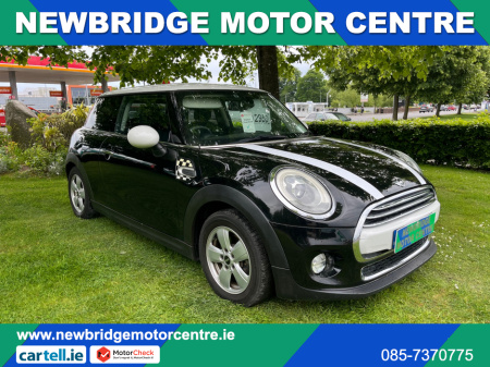 2015 MINI Cooper AUTOMATIC VERY LOW MILEAGE