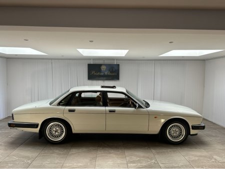1994 Jaguar XJ XJ81 V12 4DR AUTOMATIC 4 D