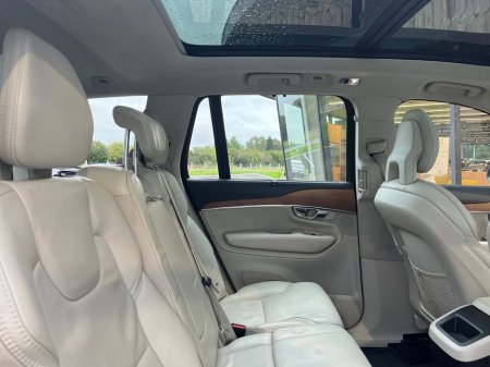 2020 Volvo XC90 B5 AWD INS AT 5DR Auto €58,950