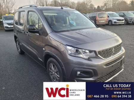 2024 Peugeot Rifter 1.5l Allure 100bhp €37,995