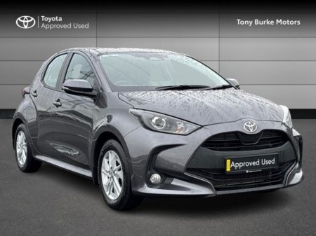 2025 Toyota Yaris - Save EUR 3,000 - Luna - 1.5 Hybrid - Automatic - EUR 180 Tax // Remote Central Locking // Front Electric Windows // Rear Electric Windows // Electric Mirrors // Power Folding Mirrors €27,435
