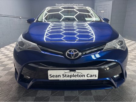 2018 Toyota Avensis 2.0 D LUNA 4DR €14,500