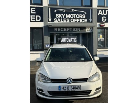 2014 Volkswagen Golf  €12,390