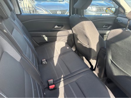 2023 Dacia Jogger COMFORT TCE 110 5DR 7 Seater €18,499