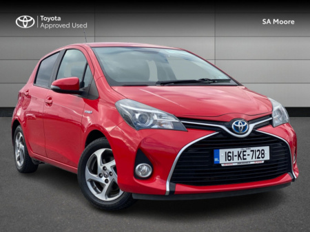 2016 Toyota Yaris HYBRID - NICE SPECIFICATION