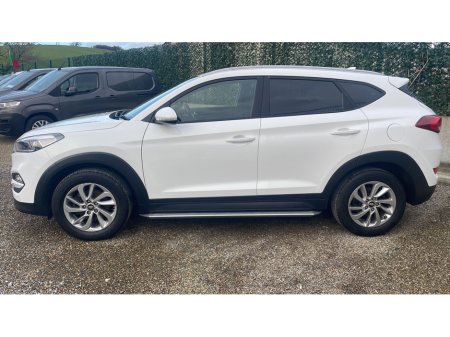 2016 Hyundai Tucson SE NAV B-DRIVE 2WD CRDI BLUE DRIVE €13,950