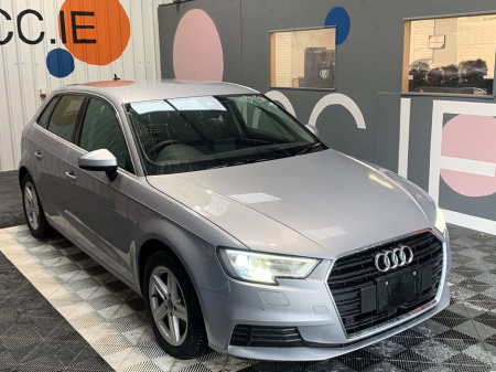 2019 Audi A3 Audi A3 Automatic Sportback 30 TFSI / 48k KMs / Cruise Control / Audi A3 Automatic