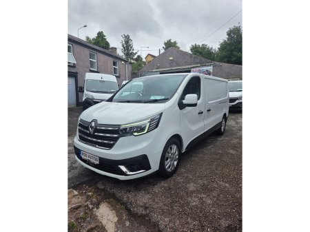 2022 Renault Trafic LL30 BLUE DCI 150 SPORT PANEL €22,600