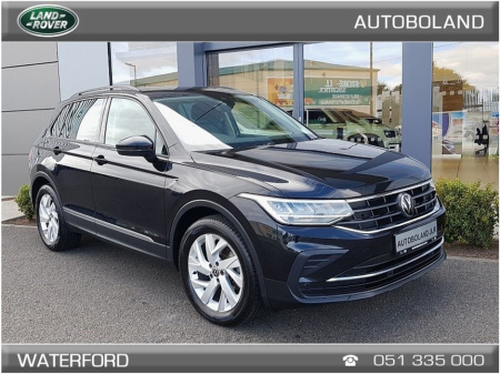 2023 Volkswagen Tiguan 2.0 TDI 122HP - Adaptive Cruise Control, Dual Climate Control, Auto High Beam Assist, Apple Car Play & Android Auto