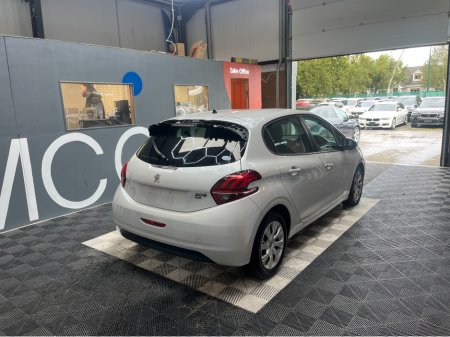 2017 Peugeot 208 €10950! 2017 PEUGEOT 208 AUTOMATIC 1.2L PETROL / 51K KMS / LANE ASSIST, REVERSE CAMERA & MORE €10,950