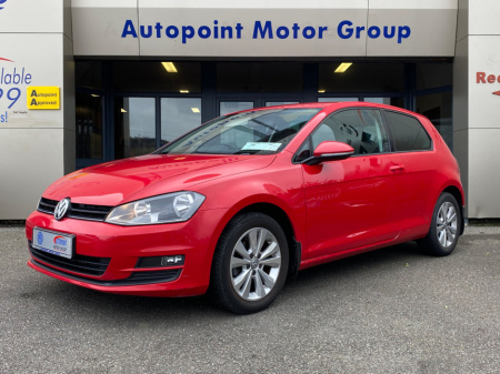 2017 Volkswagen Golf  €14,895