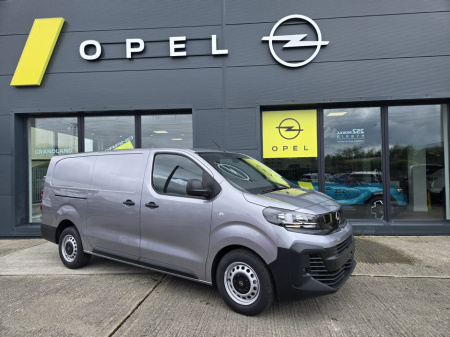 2025 Opel Vivaro  €28,950