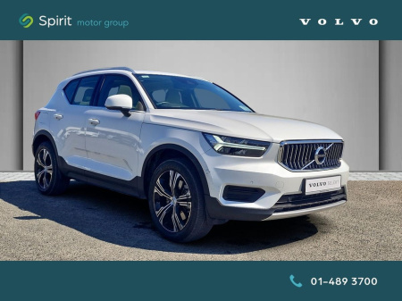 2022 Volvo XC40 T4