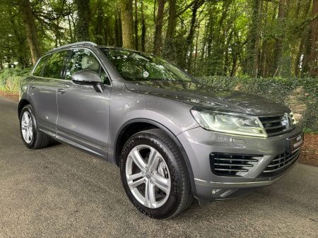 2017 Volkswagen Touareg  €27,950