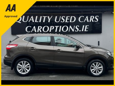 2014 Nissan Qashqai 1.5 DSL SV 4DR//COMES WITH 1 YEARS TAX//