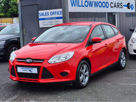 2014 Ford Focus Zetec 1.6 95PS €6,999