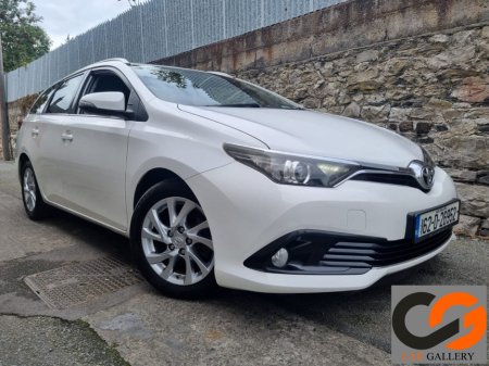 2016 Toyota Auris 1.6 D-4D (112) Luna