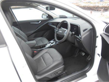 2025 Kia Niro PHEV SPECIAL EDITION 5DR €37,995