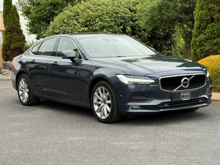 2018 Volvo S90 D4 190hp Momentum Geartronic
