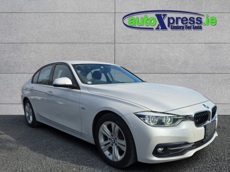 2016 BMW 3 Series 320D Automatic, Reversing camera