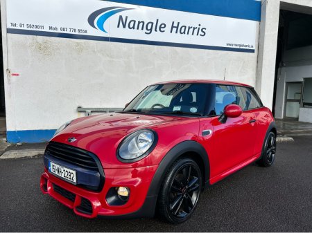 2015 MINI Hatch 1.5 D COOPER.  FINANCE AVAILABLE. TRADE IN WELCOME. www.nangleharris.ie. ALL CARS CHECKED WITH MOTORCHECK.IE CALL 01 5620011