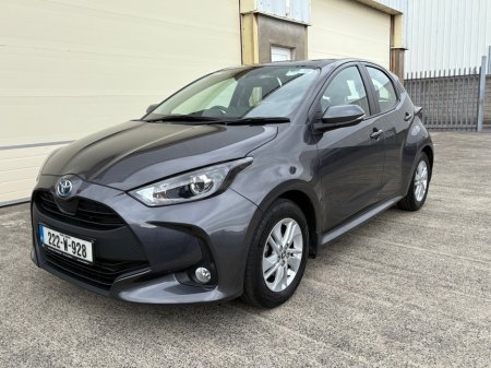 2022 Toyota Yaris 1.5 HYBRID LUNA 4DR AUTO €21,950