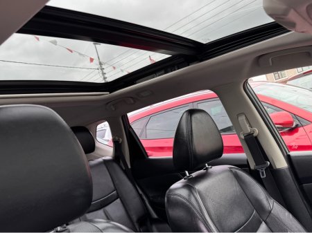 2017 Nissan X-Trail Automatic  7 seater €16,500