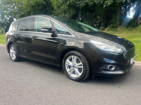 2017 Ford S-Max 2.0 TDCi 180PS Titanium €11,990