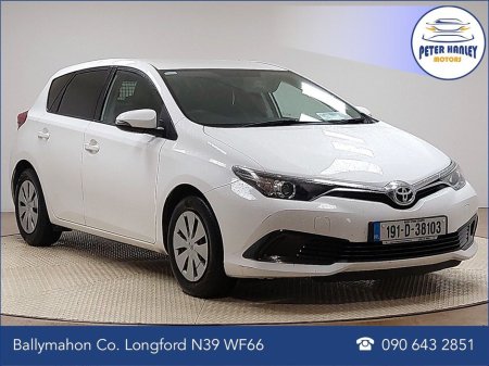 2019 Toyota Auris 1.4 D-4D (90) 5Dr Aura €11,450