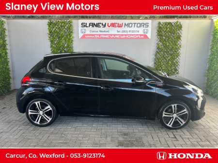 2016 Peugeot 208 1.2 PURE TECH 110 GT LINE 5DR €10,950