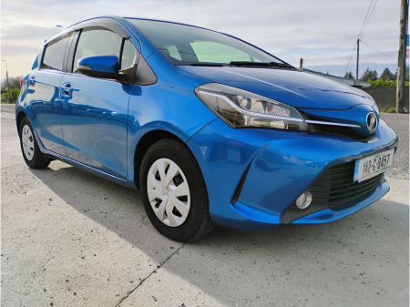 2014 Toyota Yaris LOW MILEAGE AUTOMATIC