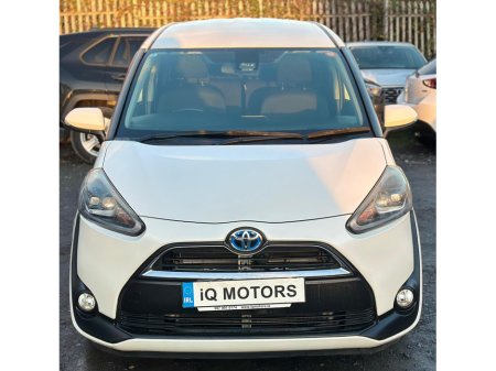 2016 Toyota Sienta 1.5L Automatic Petrol Hybrid  7-Seater  Low Mileage (2483) €13,995