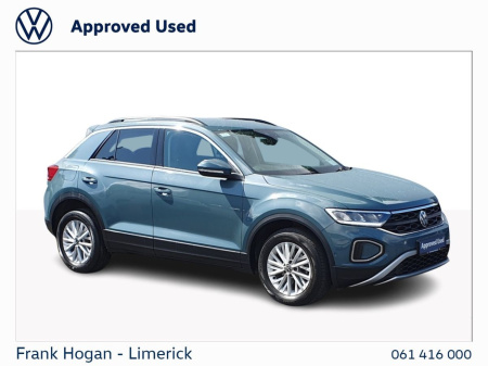 2023 Volkswagen T-Roc 2.0 TDI 116HP Life Call Sean on 0867013691