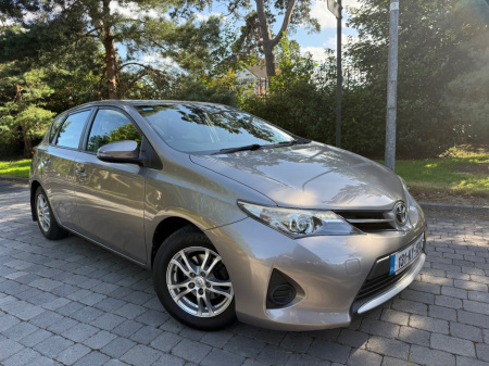 2013 Toyota Auris 1.33 TERRA NG 4DR €10,950