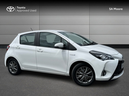 2018 Toyota Yaris HYBRID 5DR LUNA