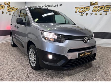 2020 Toyota Proace City Sport