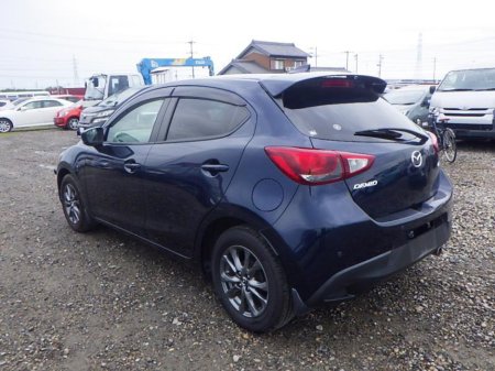 2017 Mazda Mazda2 1.3 Automatic €10,950