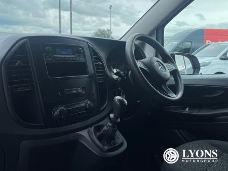2021 Mercedes-Benz Vito VITO 110 KA/L CLASSIC 6DR €17,073