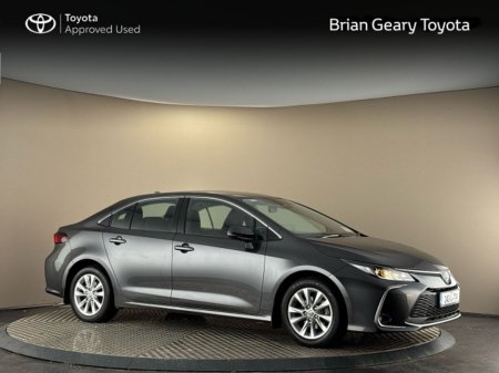 2024 Toyota Corolla HYBRID LUNA SALOON