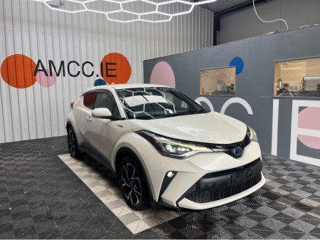 2020 Toyota C-HR ONLY €22950! C-HR 1.8 HYBRID / 95k KMs / REVERSE CAMERA , HEATED SEATS , ADAPTIVE CRUISE & MORE