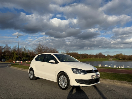 2014 Volkswagen Polo DBA-6RCBZ 5DR AUTO