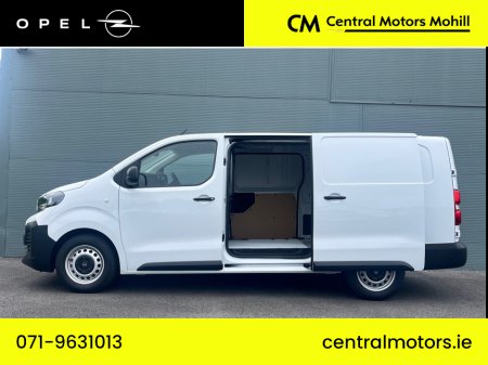 2025 Opel Vivaro LWB | Komfort  L2H1-1.5 120PS-Diesel * 3 Seater * €25,569