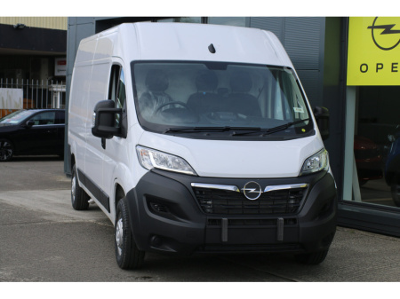 2024 Opel Movano 
