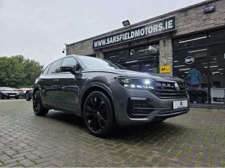 2022 Volkswagen Touareg 3.0 TDI V6 286 BHP 4 MOTION R-LINE AUTO BLACK EDITION. TWO SEATER COMMERCIAL. HUGE SPEC. FINANCE ARRANGED. SIMI. AA APPROVED.