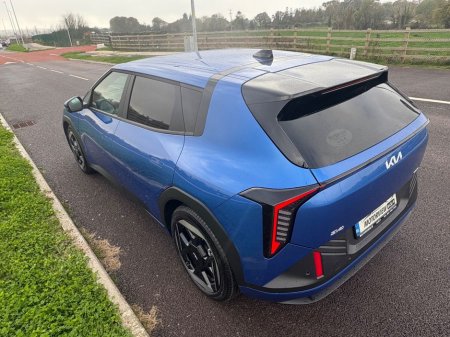 2025 Kia EV4 DEMO EV4 K3, *81kwh battery* *0% finance* *3 year AA* *7 year warranty* *3 FREE SERVICE FOR KIA CUSTOMER* €52,900