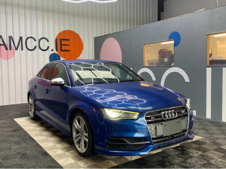 2015 Audi S3 QUATTRO AUTOMATIC / 46k KMs / Reverse Camera & Adaptive Cruise
