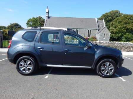 2017 Dacia Duster SIGNATURE 1.5 DCI 110 4X €10,950