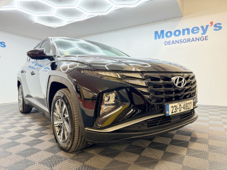 2023 Hyundai Tucson 2WD Comfort Plus HEV Auto. One Previous Owner, Low Mileage and Very Well-kept