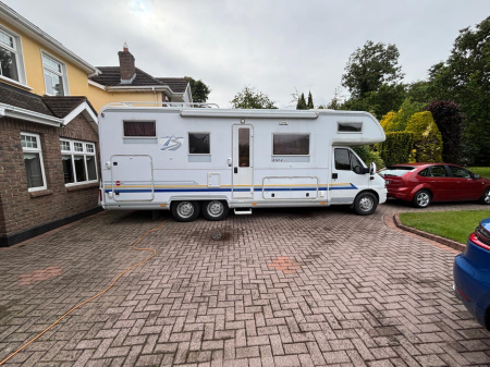 2004 Burstner Elegance A 747-2 ACTIVE TAG AXLE C1 LICENCE 6 BERTH 6 BELTS NEW CVRT TILL JUNE 2026